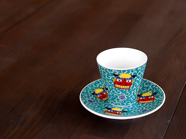 Shishimai cup KUTANI PORCELAIN SAKE CUPS